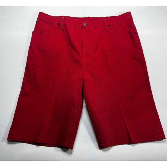 Levi's 569 Men's Loose Fit Red Denim Shorts - Size 42 (42x12.5) - Picture 1 of 6